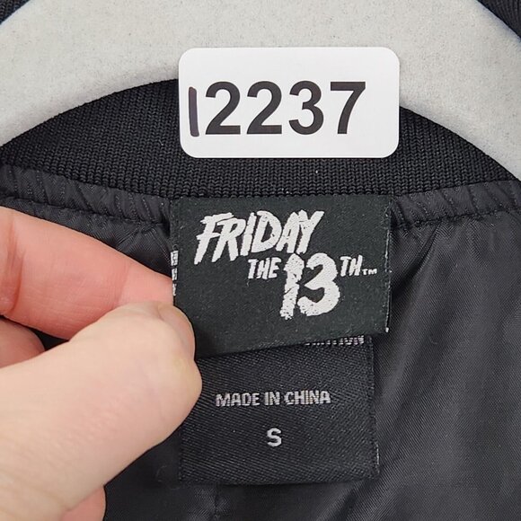 Friday The 13th Jacket Mens Small Black Bomber Jason Voorhees F13 Halloween - Picture 10 of 15